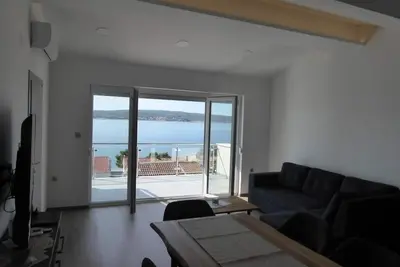 Image de Appartement dans Crikvenica avec vue mer, Balcon, Climatisation, Wifi (4973-1)