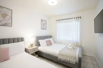 Image de Modern 2 Bedroom in Heart of Wynwood Art District