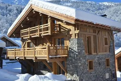 Image de Chalet typique savoyard avec terrasse exposé plein sud
