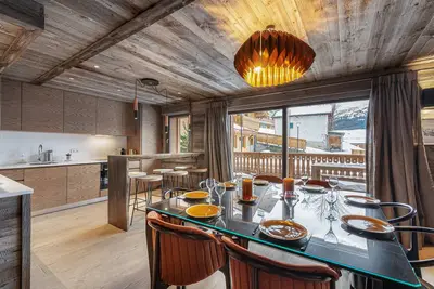 Image de Spacieux Appartement Moderne à Méribel Village, Proche Pistes et Commodités, Idéal Familles
