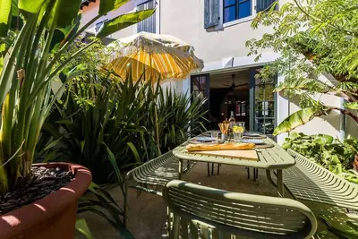 Image de Jungle • Keyweek Maison de ville avec terrasse, jardin