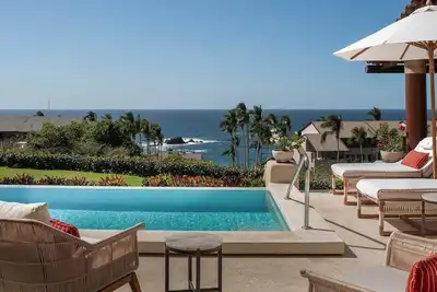 Image de A Fresh Take on the Luxury Four Seasons Villa