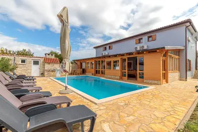 Pool & Fun House Betiga 1 with gym, Fažana, Croatia