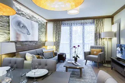 Image de Appartement Neuf Centre Courchevel Village, Proche Commerces et Pistes, Parking et Fitness Inclus