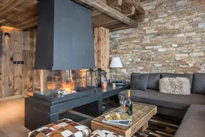 Image de Chalet chaleureux familial avec spa, sauna et proche pistes à Méribel Village.