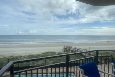 Image de Direct Oceanfront Oasis located on No Drive Beach - Extended stay discounts! !