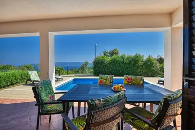 Image de Double villa with great sea views close to the beach