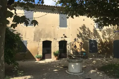 Image de La Maison d'Alfred le charme d'un vieux Mas au pied du luberon