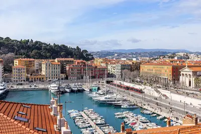 Image de Vue Extraordinaire sur le Port & Parking - 2 pièces