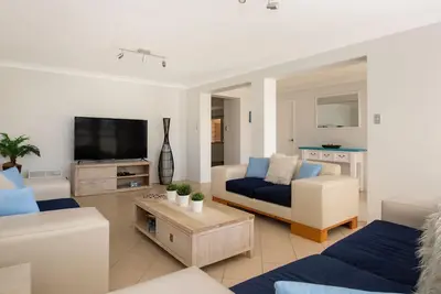 Image de Coastaway - Pet Friendly - 3 Min Walk to Beach