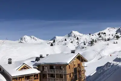 Image de Appt type chalet sur le toit - 16 personnes - Plagne Villages - 2100m