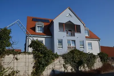 Image de Spacious apartment with large south-facing balcony