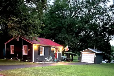 Image de Cozy Haven Little Hidden Gem Sleeps 4