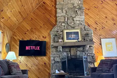 Image de Private Lake Murray Home w Spectacular Views