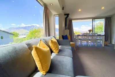Image de Tekau - Modern holiday apartment with Lake and Mountains view