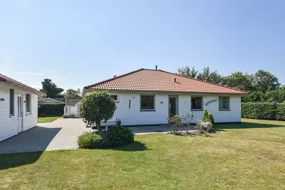 Image de Superbe maison à Tarm avec sauna