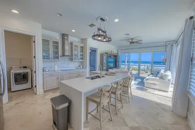 Image de Breathtaking Beach House