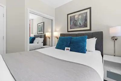 Image de Alpenglow Lodge Bear Wonder One-Bedroom by Mva
