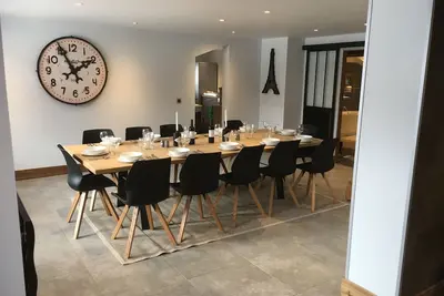 Image de Appartement standing 200m2, 6 chambres 12 personnes, piscine chauffée