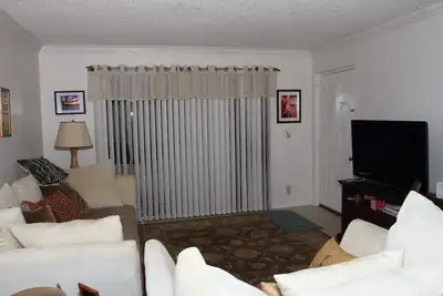 Image de Cozy Condo