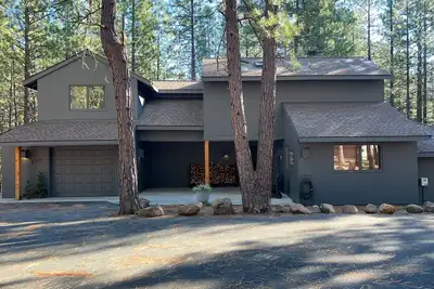 Image de Gm239: Private Hot Tub + Family/Dog Friendly + Central Ac