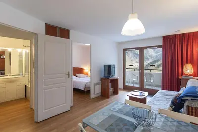 Image de T2 agréable pour 4 pers avec piscine, salle de fitness et parking couvert - La Mongie