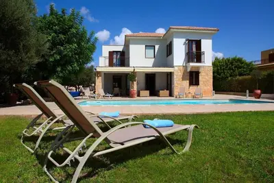 Image de Villas supérieures Aphrodite Hills | Villa Supérieure 0085 | Climatisation | 3 chambres | Paphos