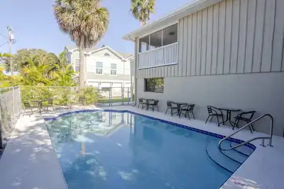 Image de Irb Poolside Unit A Star5Vacations