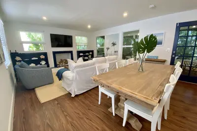 Image de Home w/bikes steps away from Intracoastal & Downtown