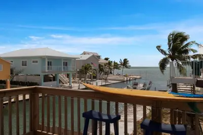 Image de Ocean Breeze Oasis with great boating access