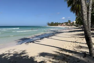 Beachfront apartment in Paradise: Turtles Nest D