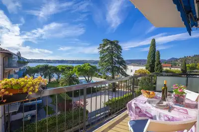 Rossella on the lake with fantastic view, Salò, Italy