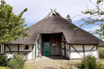 Image de Reetdachkate - Holiday home on Lake Röggelin