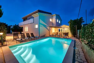 Image de Villa for 12 persons