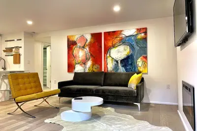 Image de Brand New Studio in Awesome Location