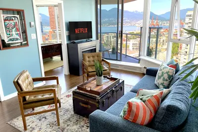 Image de Sky High 3br/2bth - Spectacular Views, Free Parking!