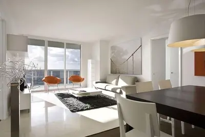 Image de Incroyable! Moderne Hallandale Beach Club! min 5 mois