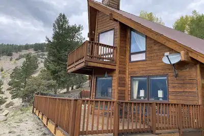 Image de Cabin on the Bluff - Spectacular Views From Home Nestled in the Trees Above Lake City