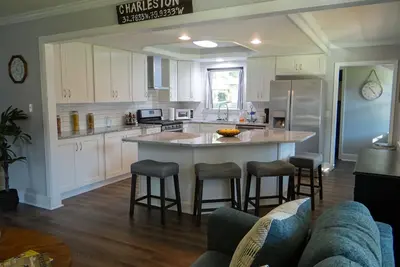 Image de Brick ranch style on large fenced lot
