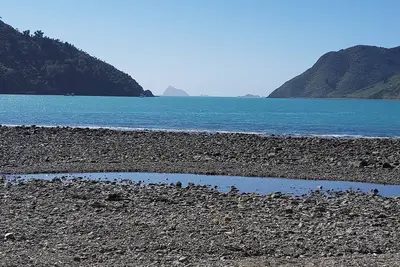 Image de Enjoy beautiful Okiwi Bay