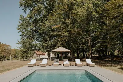 Image de Luxueuse villa - piscine privée - Périgord Vert