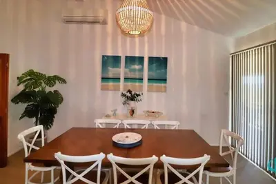 Image de Oceanview Beachhouse- Panoramic views and pool