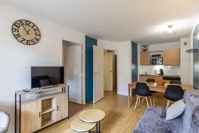 Image de Charmant T2 pour 6 avec Terrasse, Piscine Couverte et Parking à Bagnères-de-Bigorre