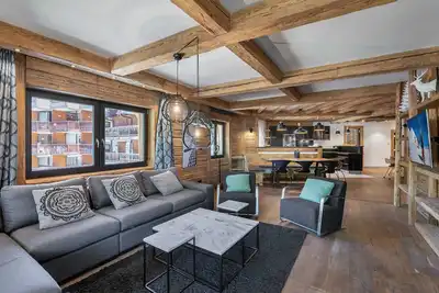 Image de Appartement de luxe avec sauna et terrasse au centre de Val d'Isère