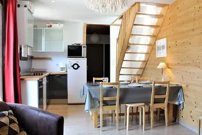 Image de Appartement mezzanine 6 couchages, pied de pistes, Risoul