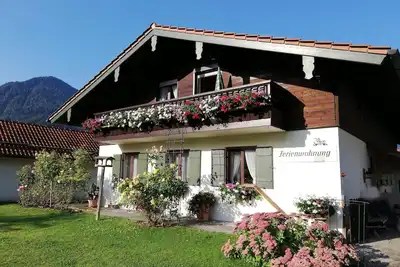 Image de Ferienwohnung Emilia mit Bergblick nach Osten