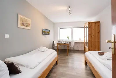 Image de Simple, central apartment for 2 persons, incl. Wlan and Tv, separate kitchen.