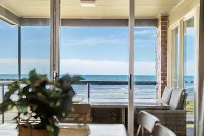 Image de đź’˛**Hamper** 6/47-48 Franklin Pde-Waterfront-Wi-Fi-Beachfront