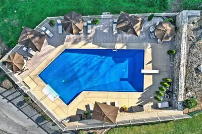 Image de Endless Family Fun @ Private Lux Retreat Sleeps 25