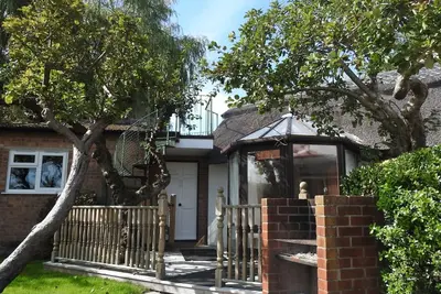 Image de The Riverside Studio at Old Bridge Cottage, Ringwood, New Forest